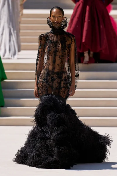 Look 43
